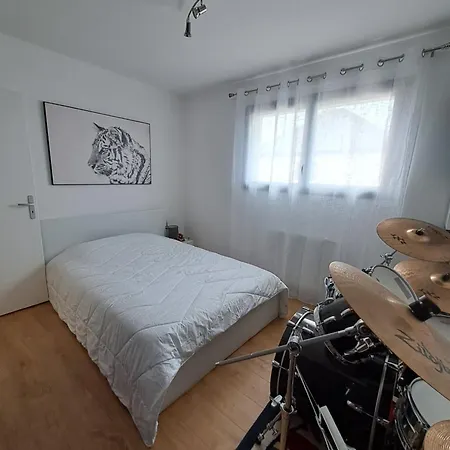 24h & Gp Moto Bed & Breakfast